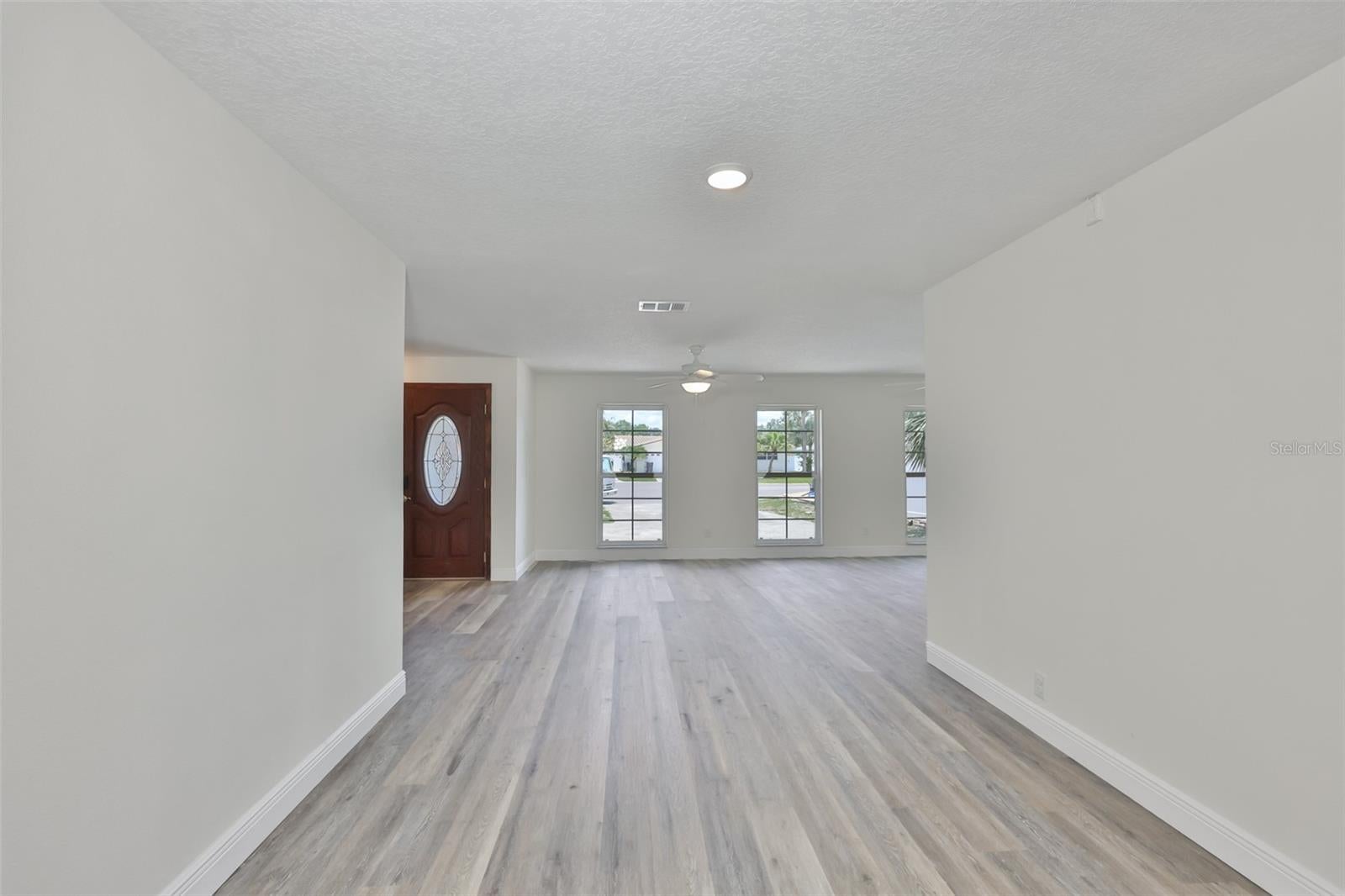 8410 Lava Pl, Tampa, FL 33615 photo