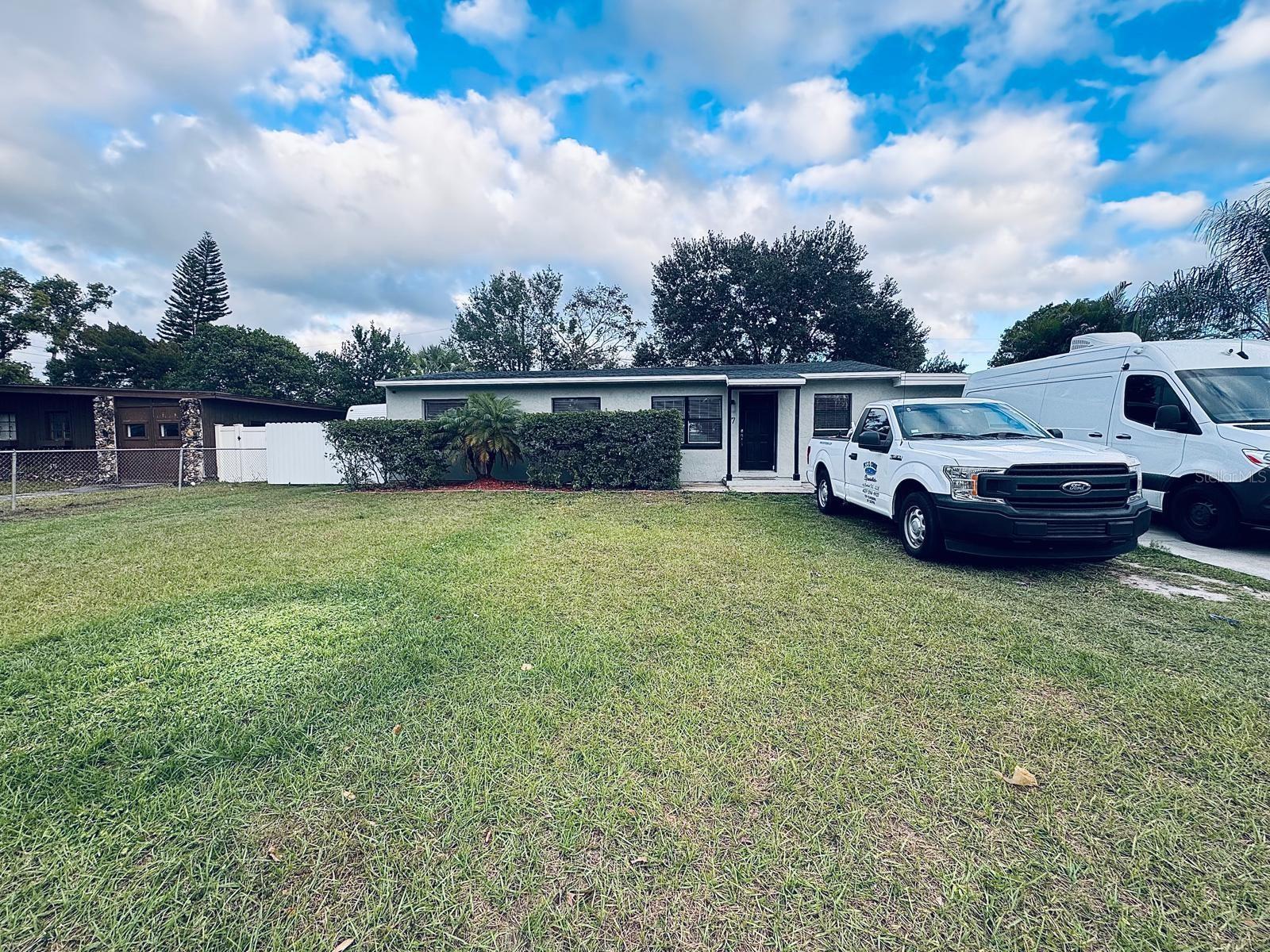 17 Solandra Dr, Orlando, FL 32807
