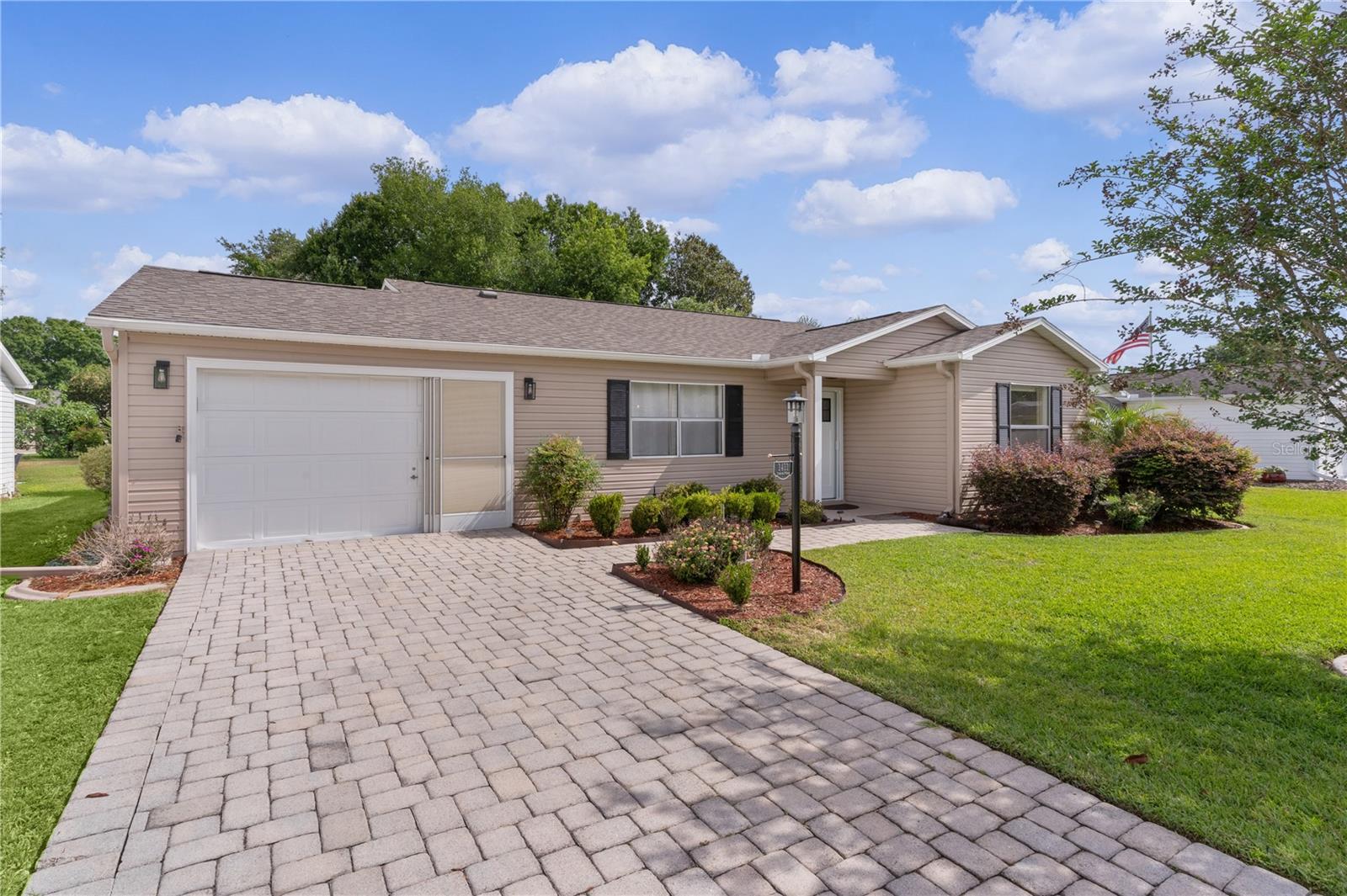 1411 Juarez Pl, The Villages, FL 32159