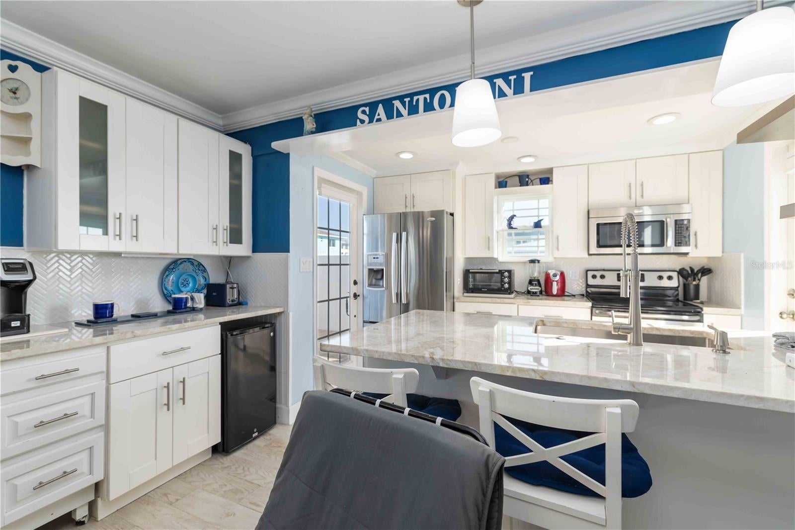 111 9 St, Bradenton Beach, FL 34217 photo