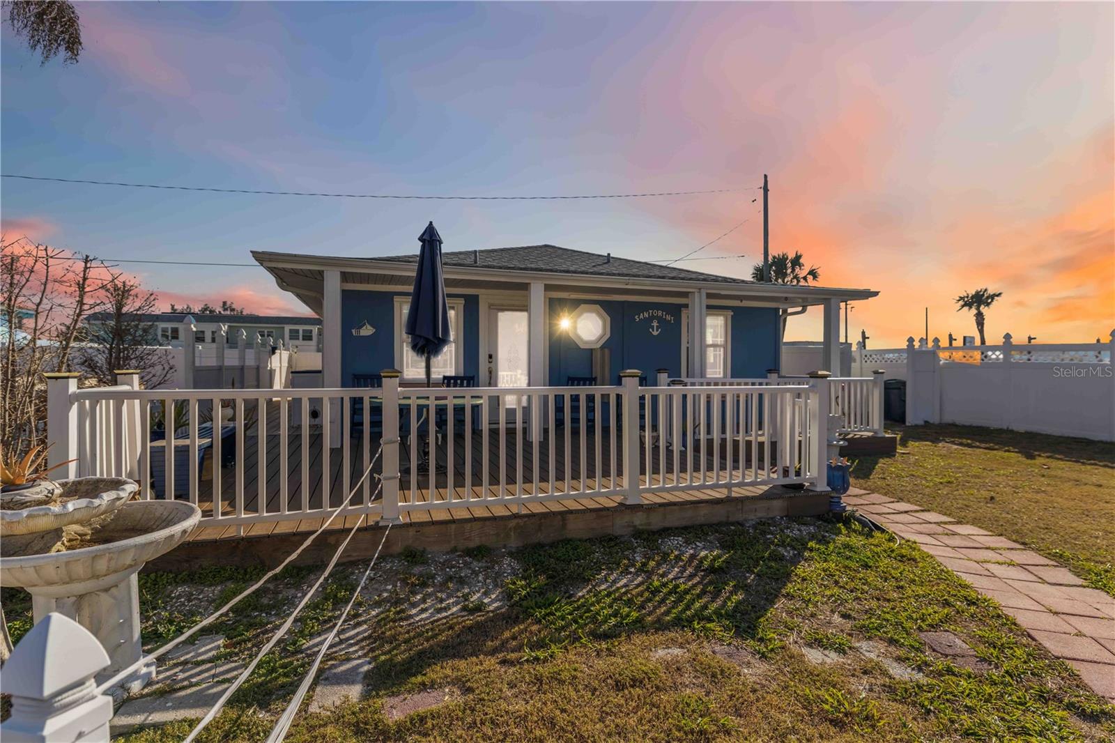 111 9 St, Bradenton Beach, FL 34217 photo