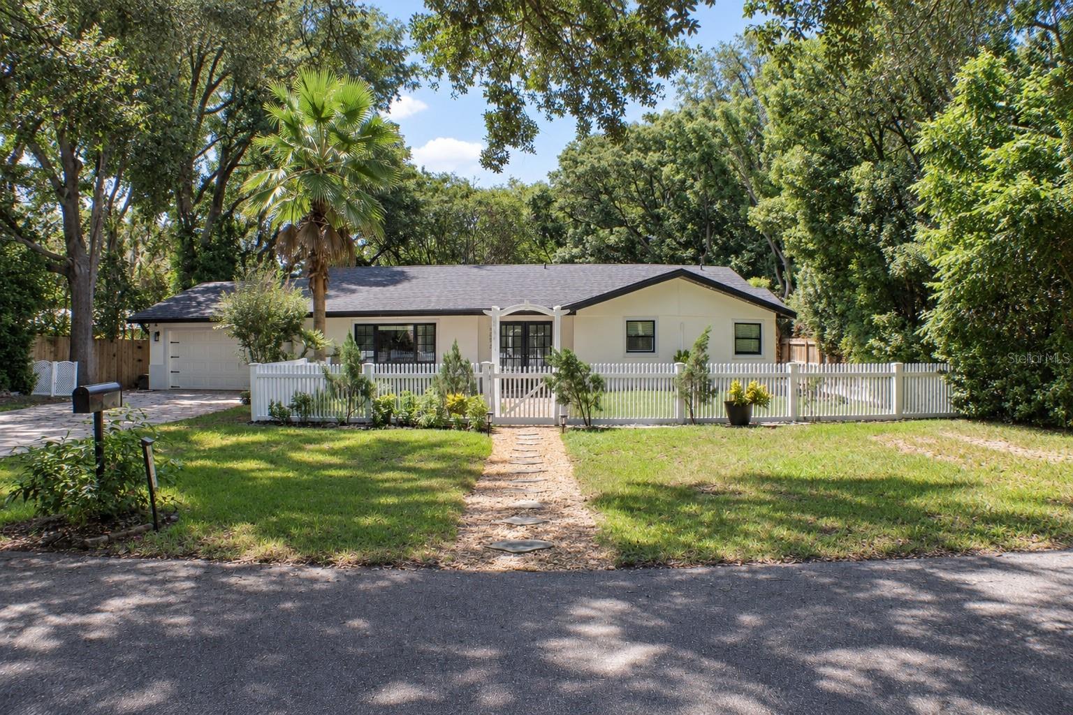 8042 Ridge Way, Orlando, FL 32817 photo