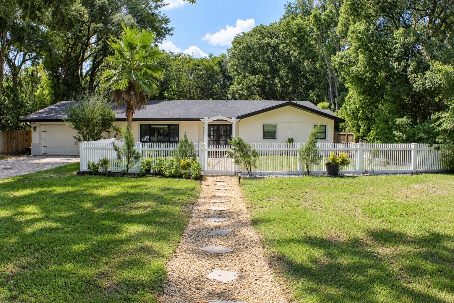 8042 Ridge Way, Orlando, FL 32817 photo