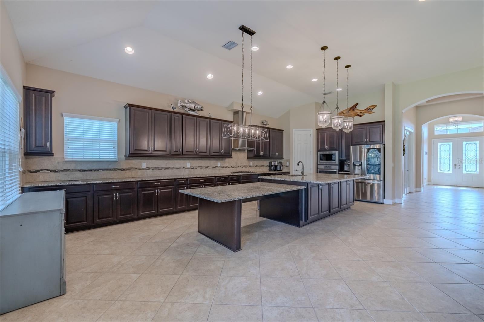5927 Jasper Glen Dr, Lithia, FL 33547 photo