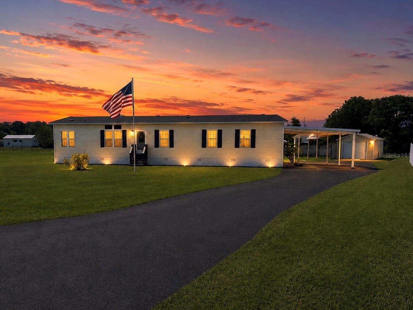 13718 County Road 109d, Lady Lake, FL 32159