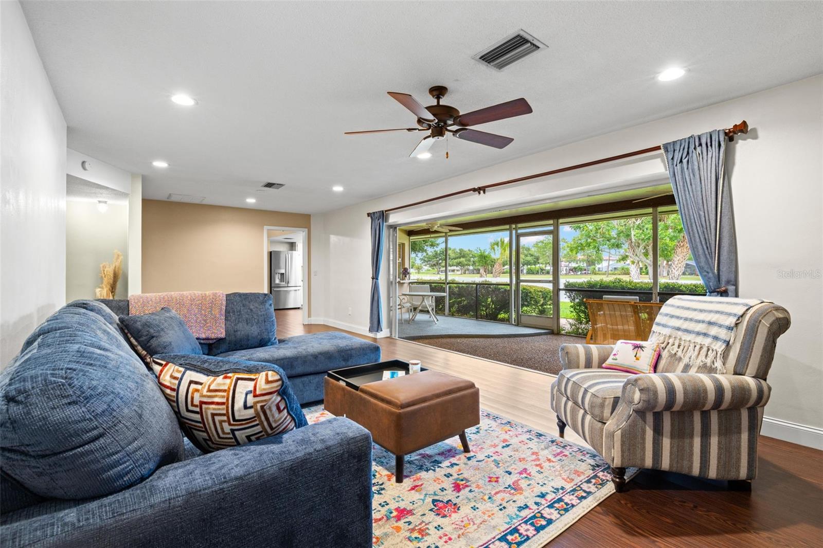 6729 Tequesta Dr, Seminole, FL 33777 photo