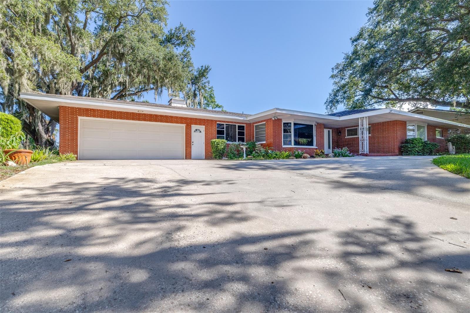 300 Crest Dr, Haines City, FL 33844 photo