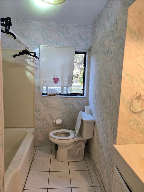 Single Family Residence in ORLANDO FL 7438 VIVIAN LANE 9.jpg