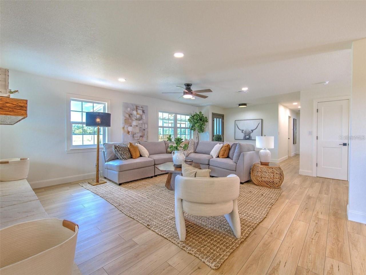 4608 Holbrook Rd, Plant City, FL 33565 photo