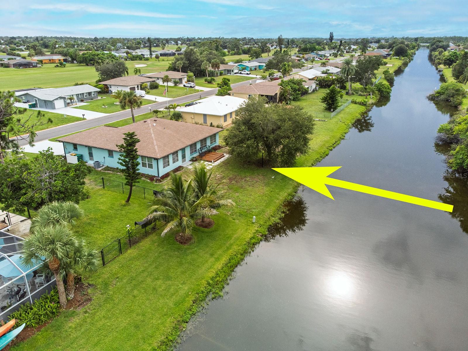 199 Caddy Rd, Rotonda West, FL 33947 photo