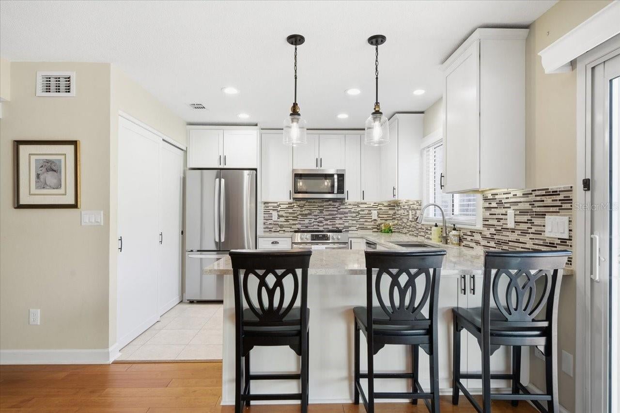 10603 Carrollbrook Way #10603, Tampa, FL 33618 photo