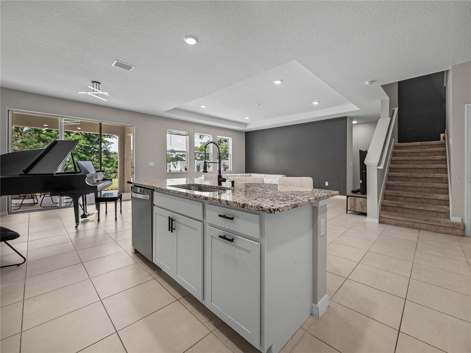 Single Family Residence in DADE CITY FL 13735 WINEBERRY DRIVE 22.jpg