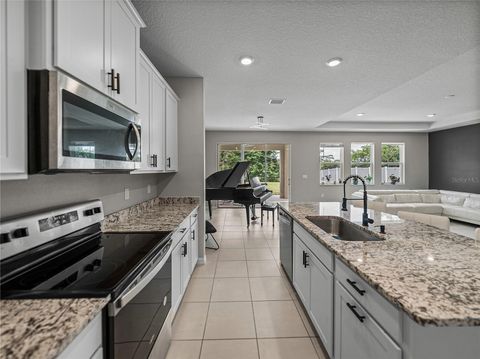 Single Family Residence in DADE CITY FL 13735 WINEBERRY DRIVE 21.jpg
