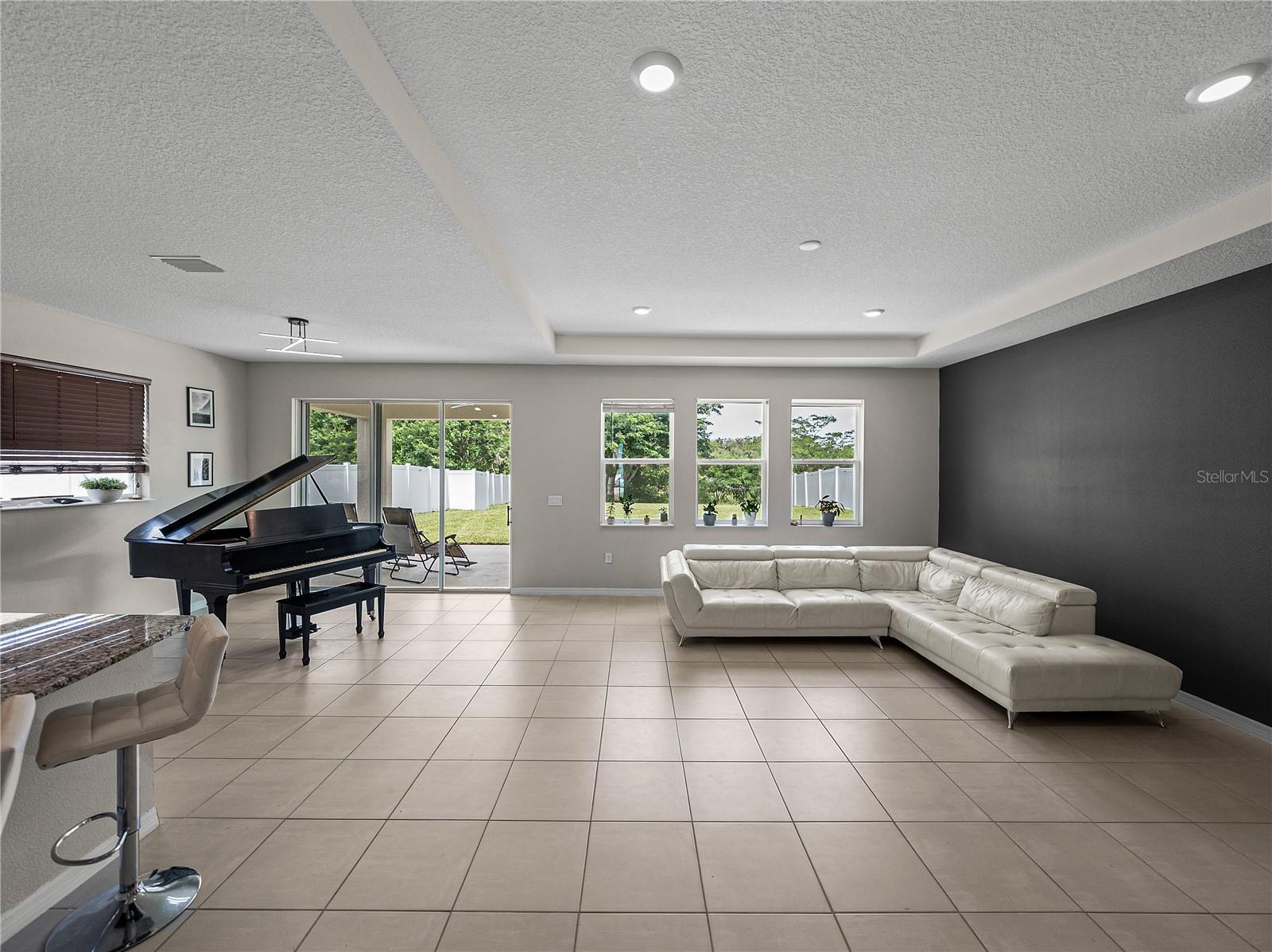 Single Family Residence in DADE CITY FL 13735 WINEBERRY DRIVE 9.jpg