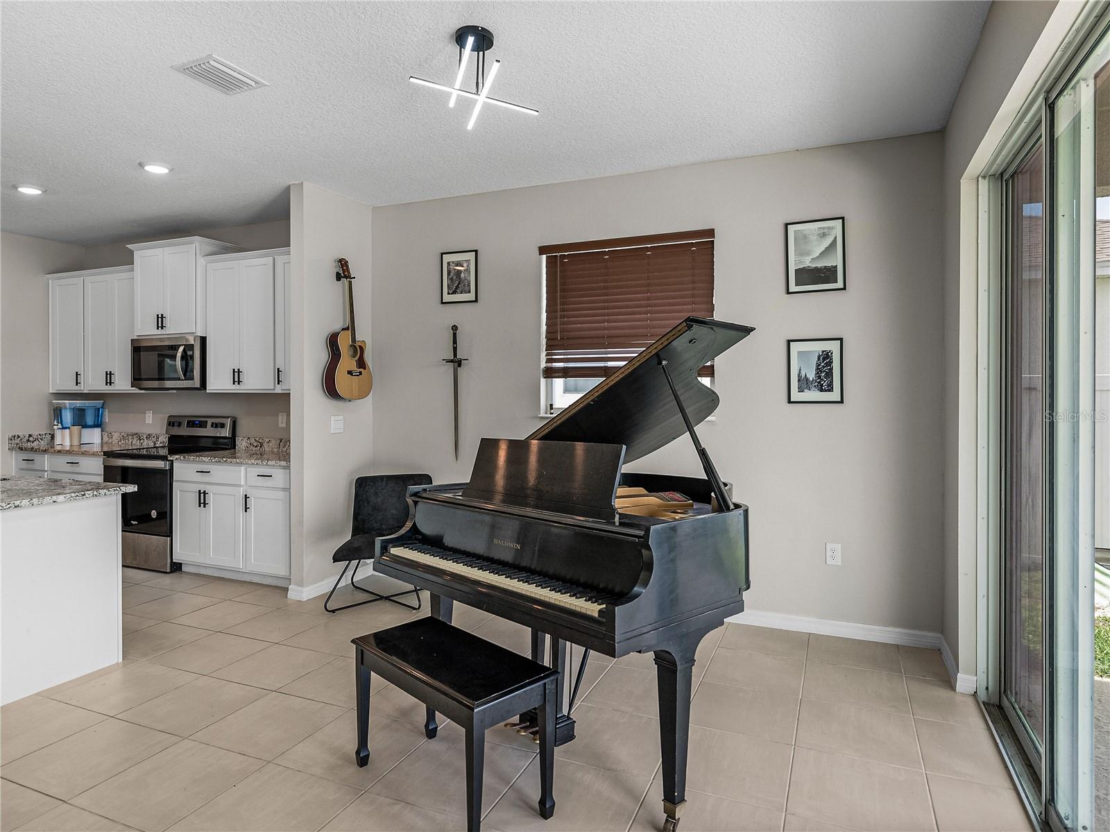 Single Family Residence in DADE CITY FL 13735 WINEBERRY DRIVE 26.jpg