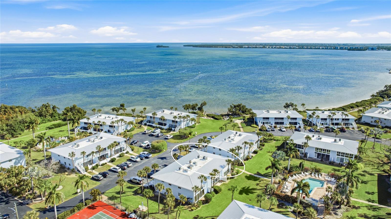 600 Manatee Ave #116, Holmes Beach, FL 34217 photo