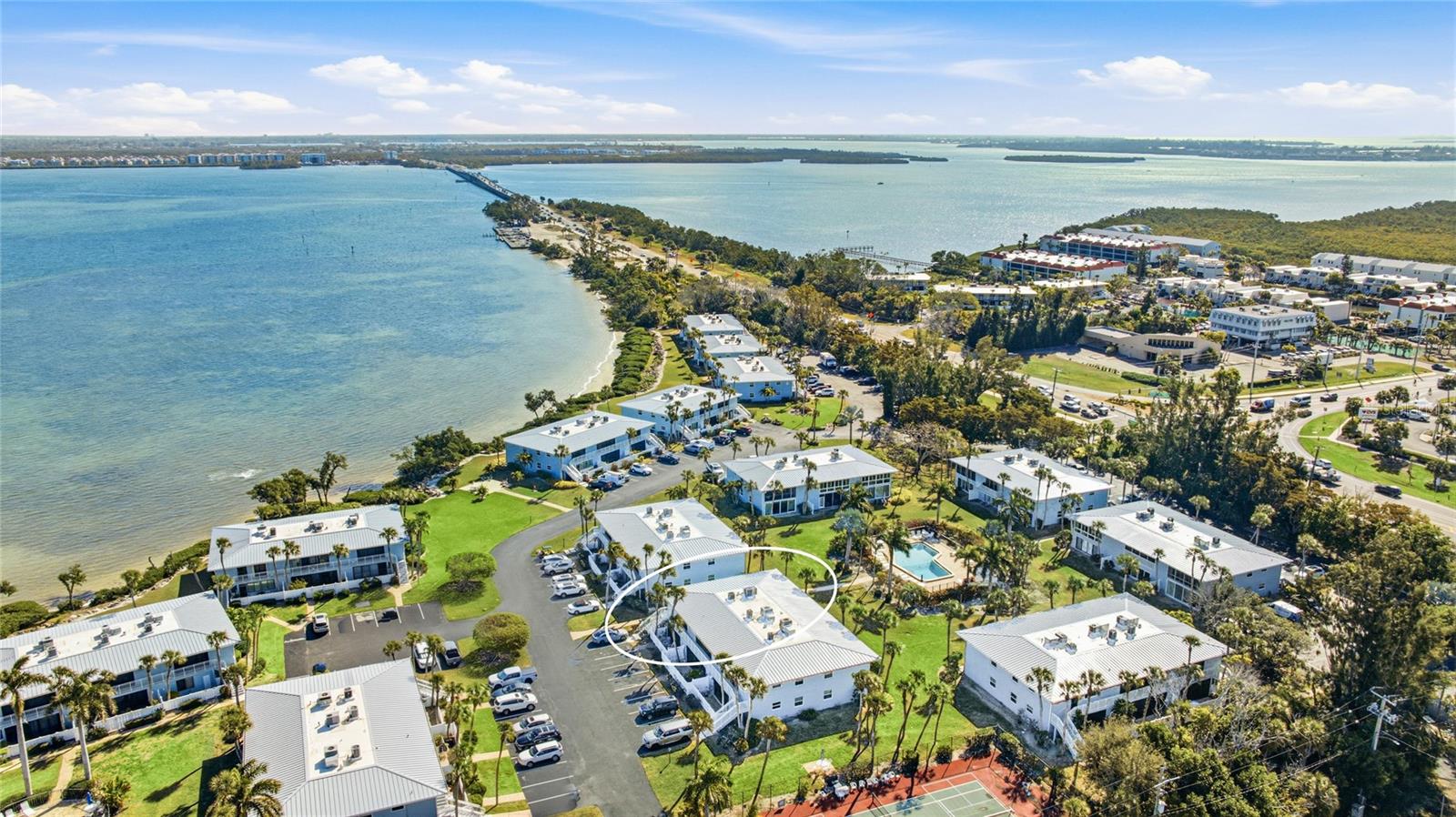 600 Manatee Ave #116, Holmes Beach, FL 34217 photo