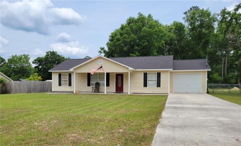 Single Family Residence in LAKE CITY FL 193 SE YANKEE TERRACE.jpg