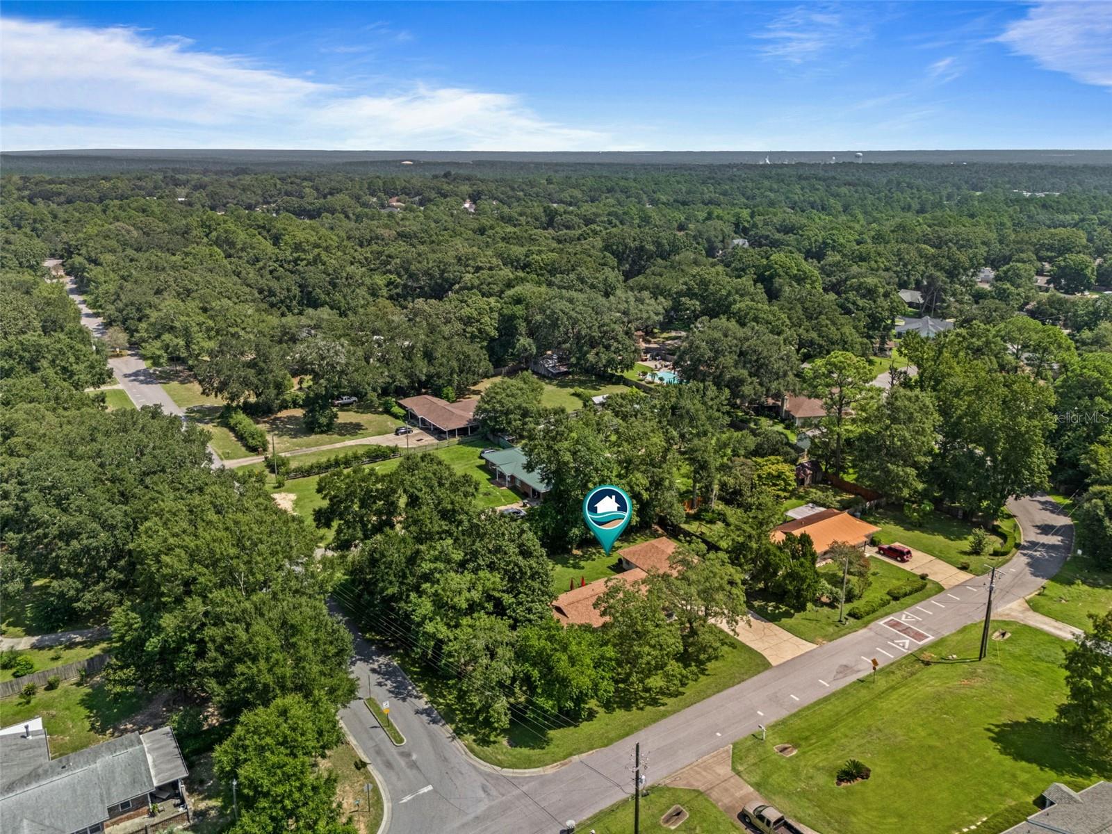 1992 Ziglar Rd, Cantonment, FL 32533 photo