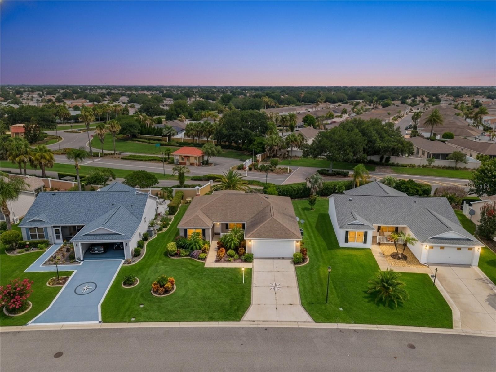 1575 Hollyberry Pl, The Villages, FL 32162