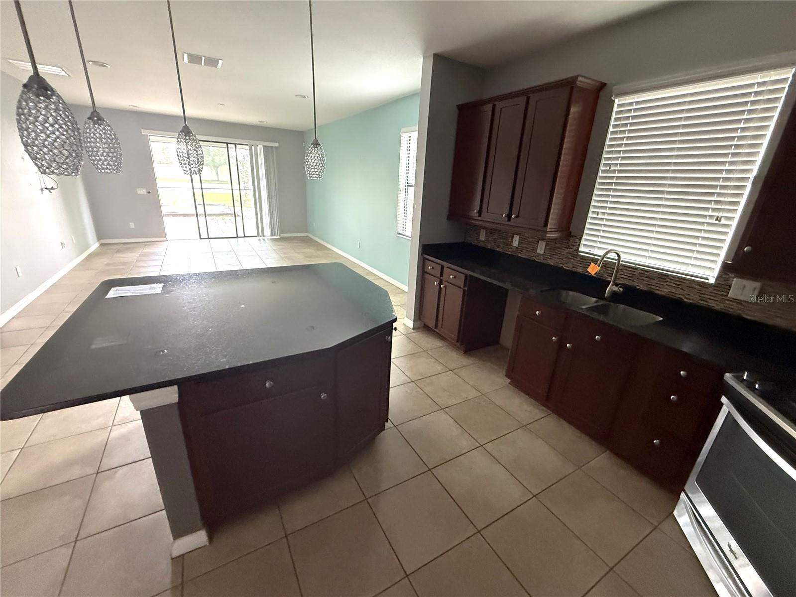 1890 Altavista Cir, Lakeland, FL 33810 photo