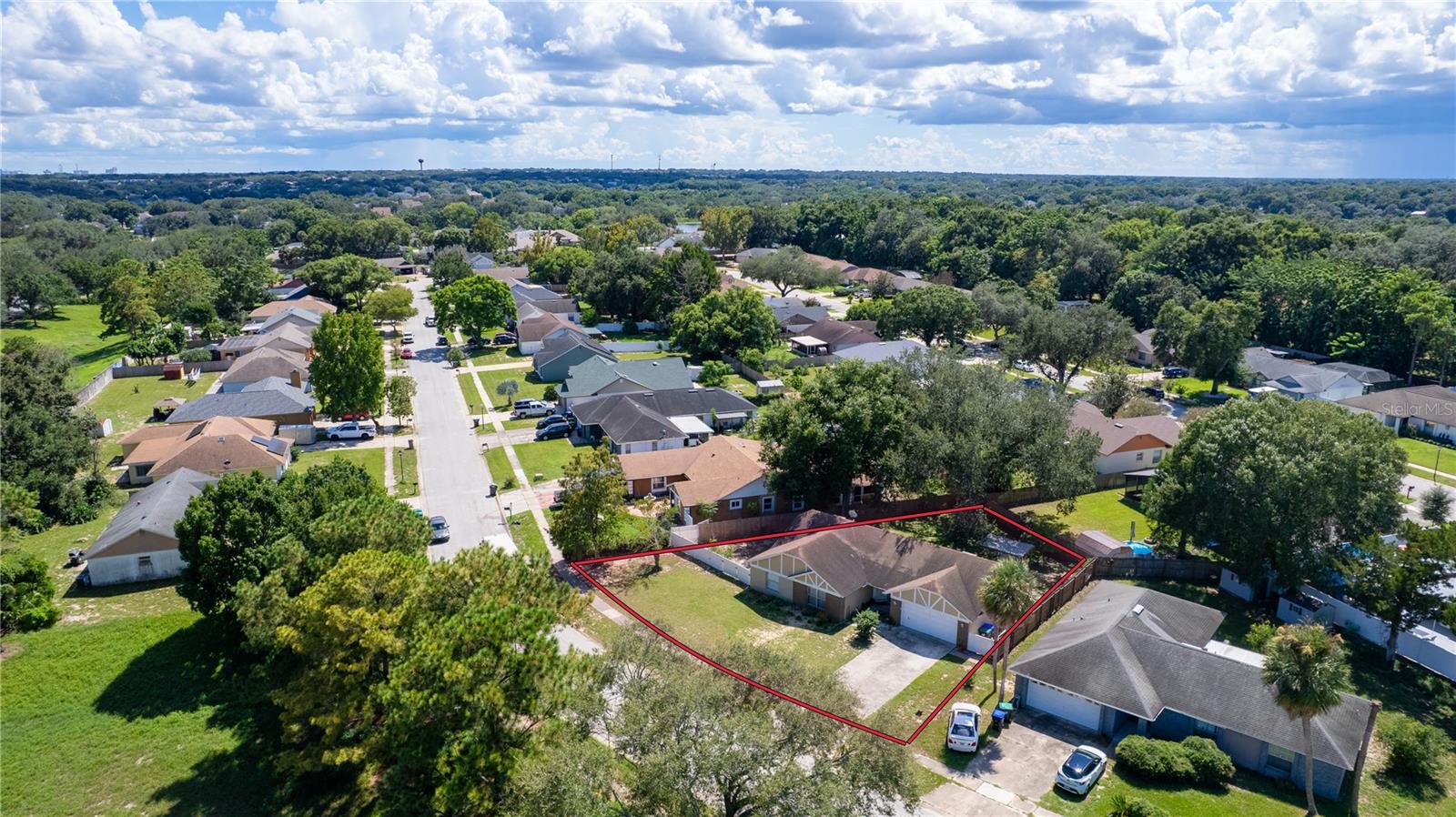 106 Red Rose Cir, Orlando, FL 32835 photo