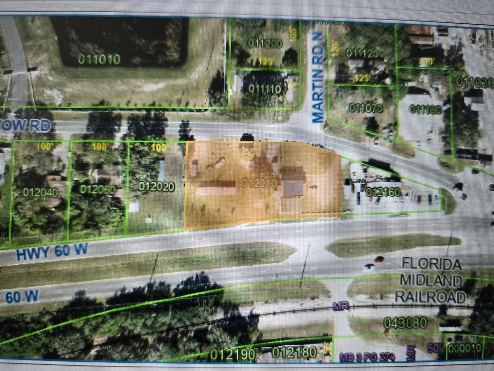 1725 Bartow Rd, Lake Wales, FL 33859