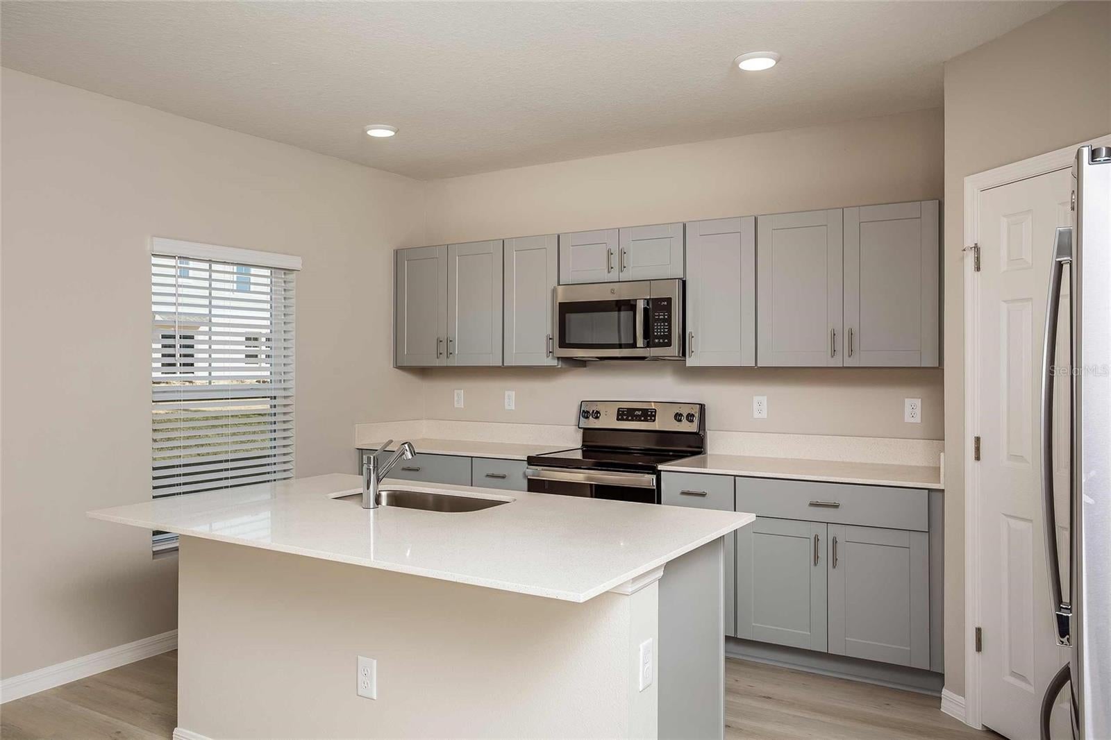 1807 Poppy Dr, Lake Hamilton, FL 33851 photo