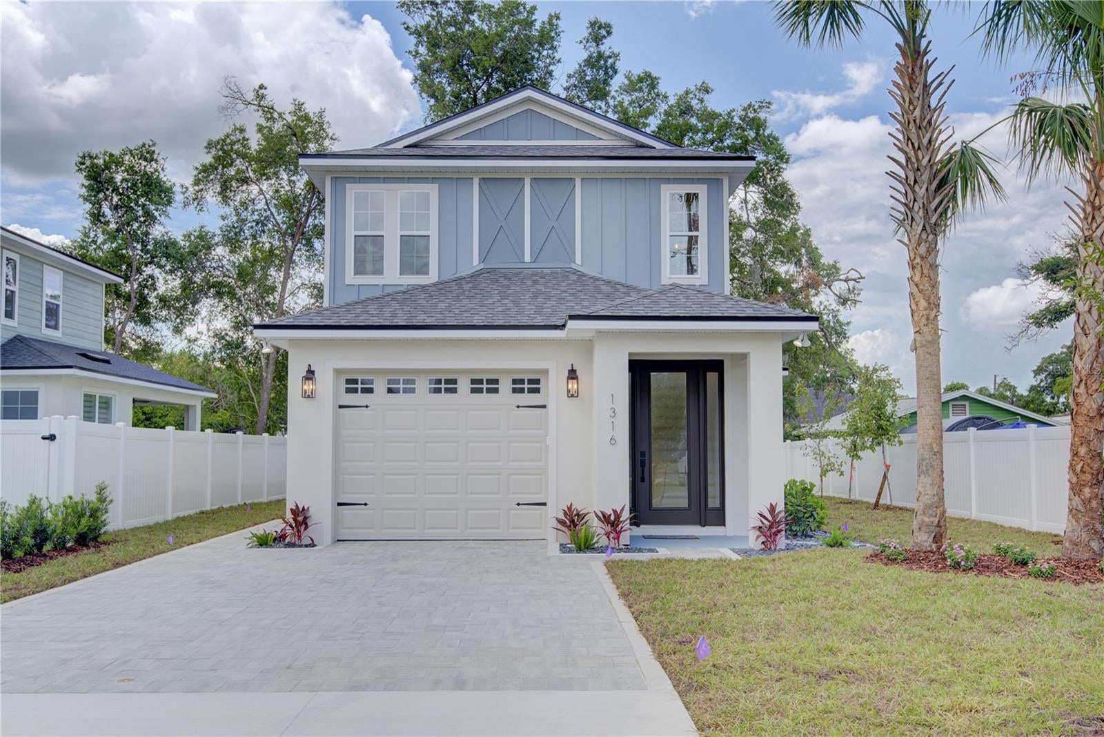 1316 9 Ave, Mount Dora, FL 32757