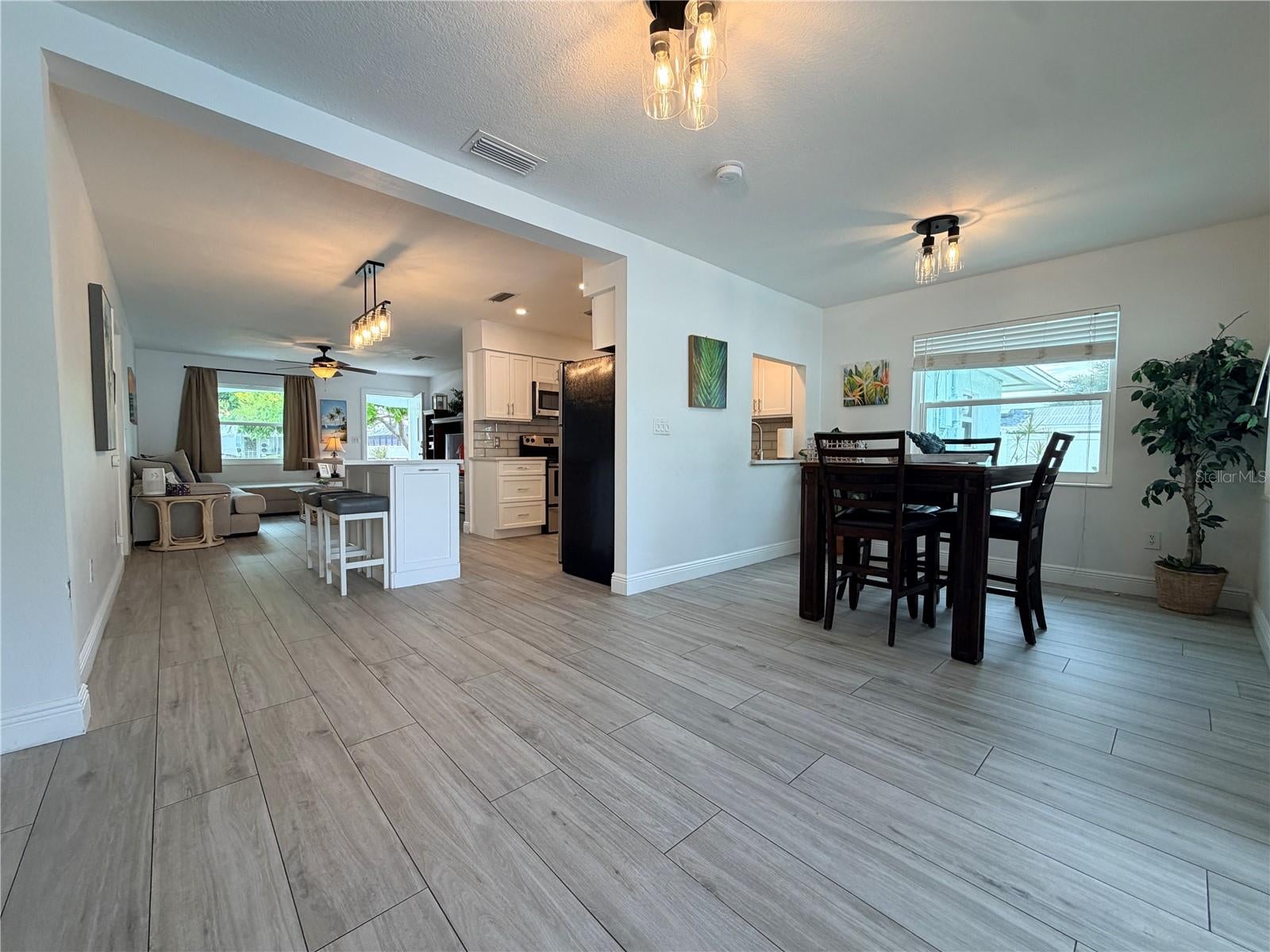 215 60 St, Bradenton, FL 34209 photo