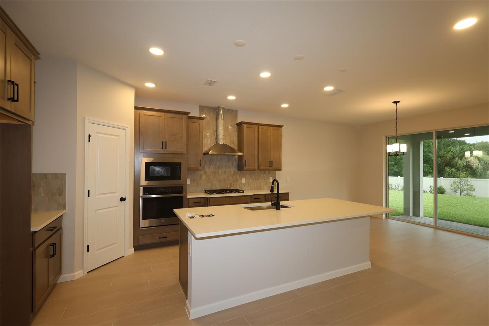 1314 Hyde St, Saint Cloud, FL 34771 photo