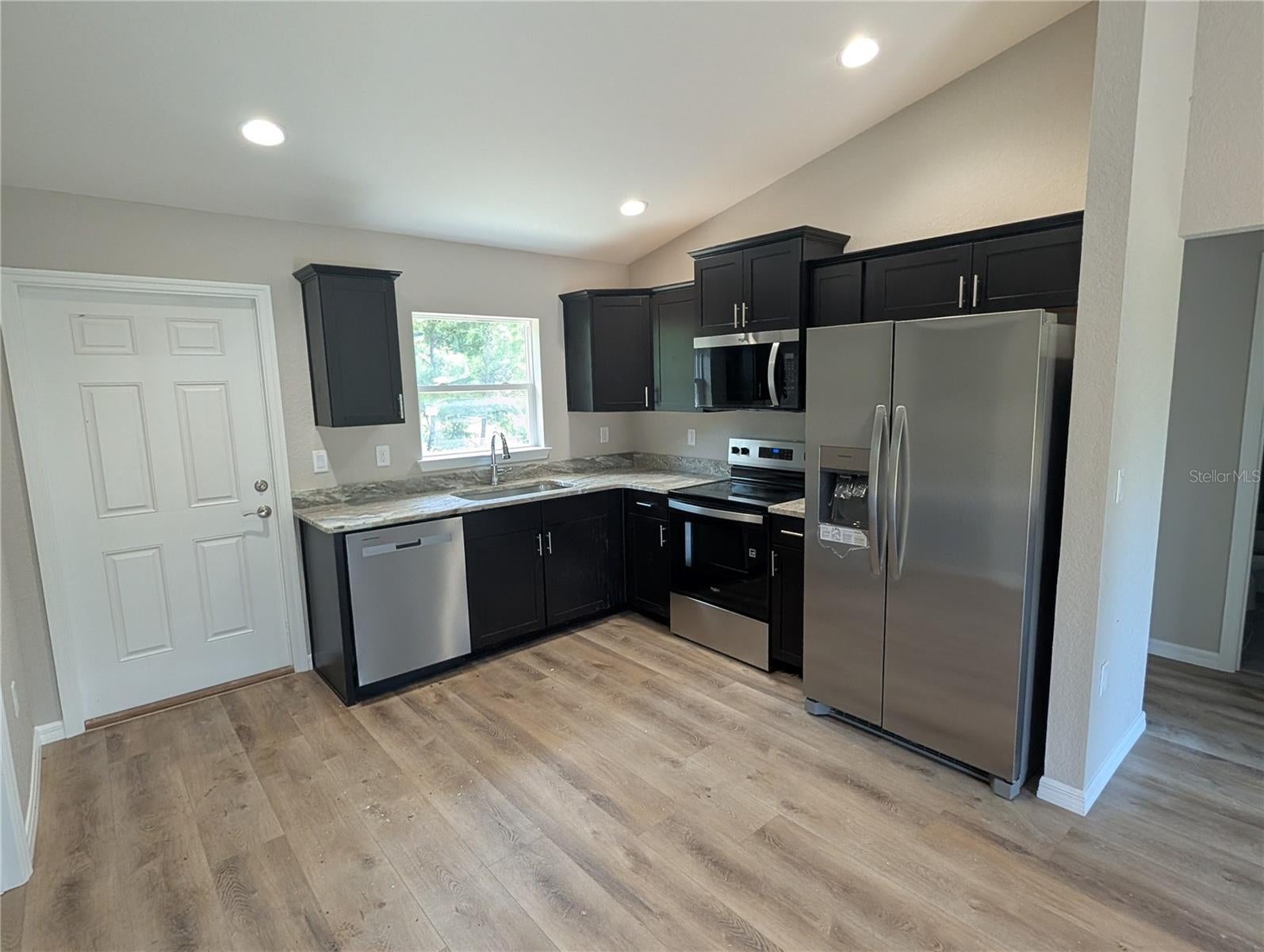 3266 SW 158 Loop, Ocala, FL 34473 photo