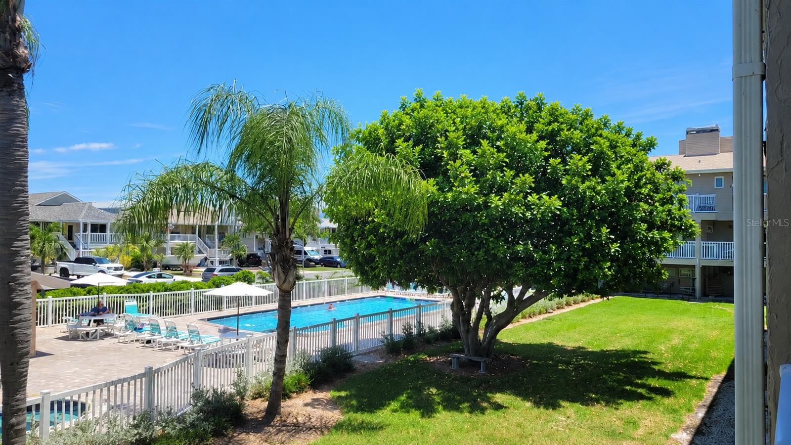 255 Capri Cir #17, Treasure Island, FL 33706 photo