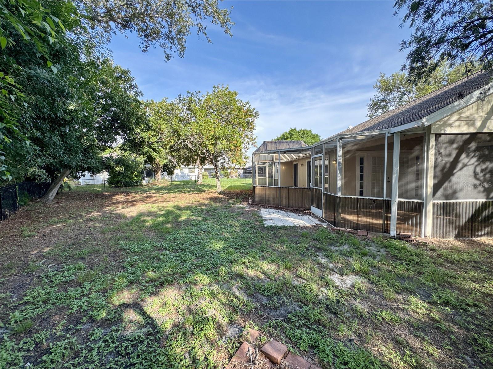 3174 57 Avenue Cir, Bradenton, FL 34203 photo