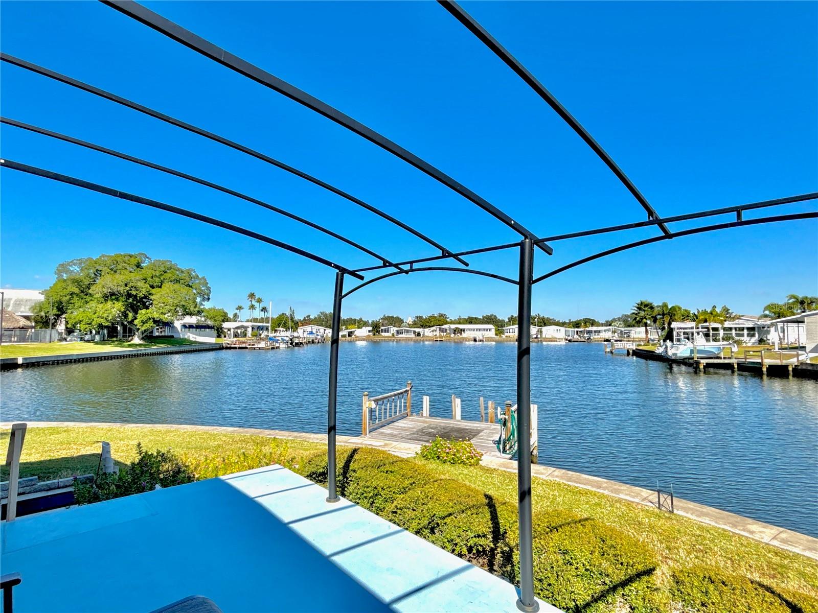 144 Americana Ct #218, Saint Petersburg, FL 33702 photo