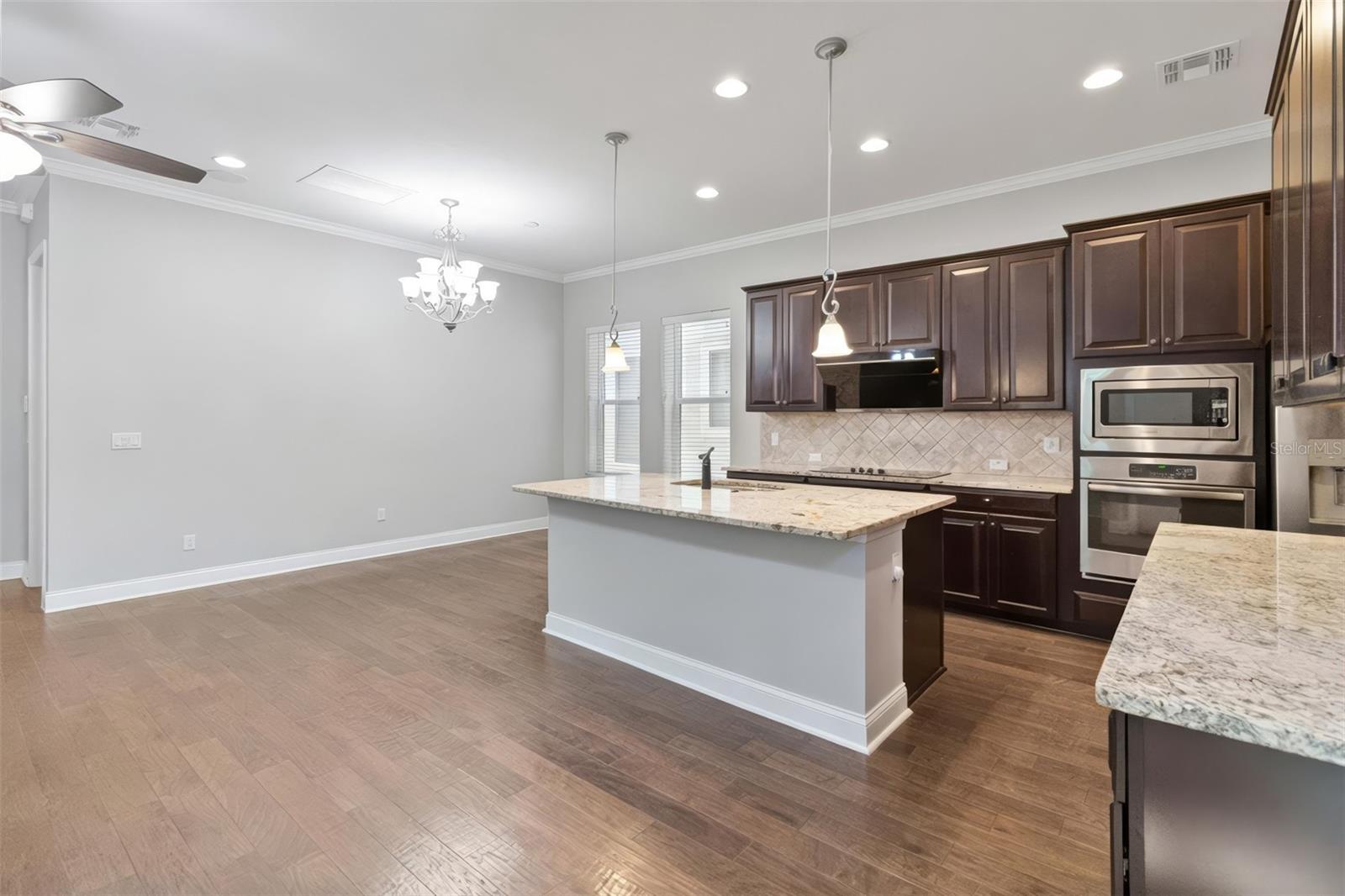 8905 Laureate Blvd, Orlando, FL 32827 photo