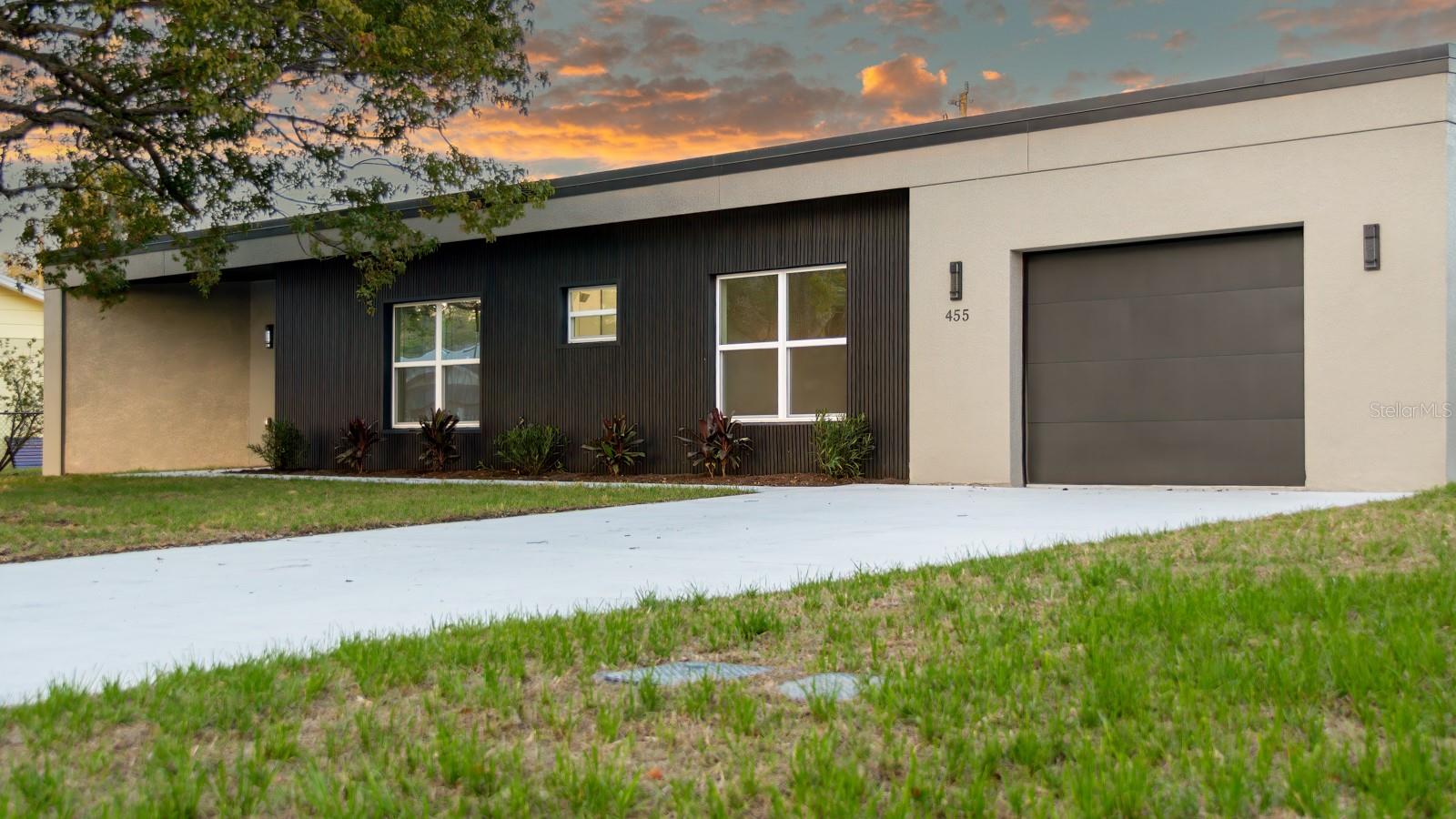 455 Riverview Ave, Sanford, FL 32771