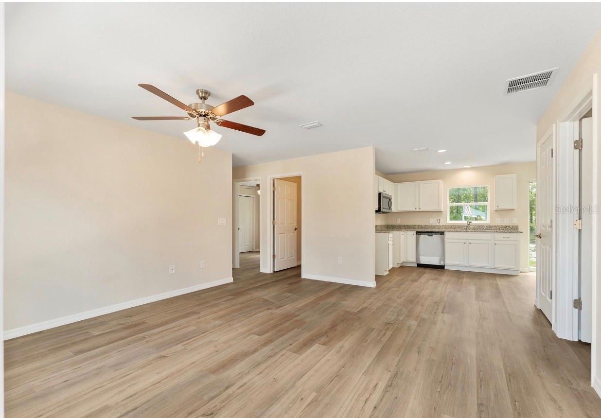 467 SW Alvarez Rd, Dunnellon, FL 34432 photo