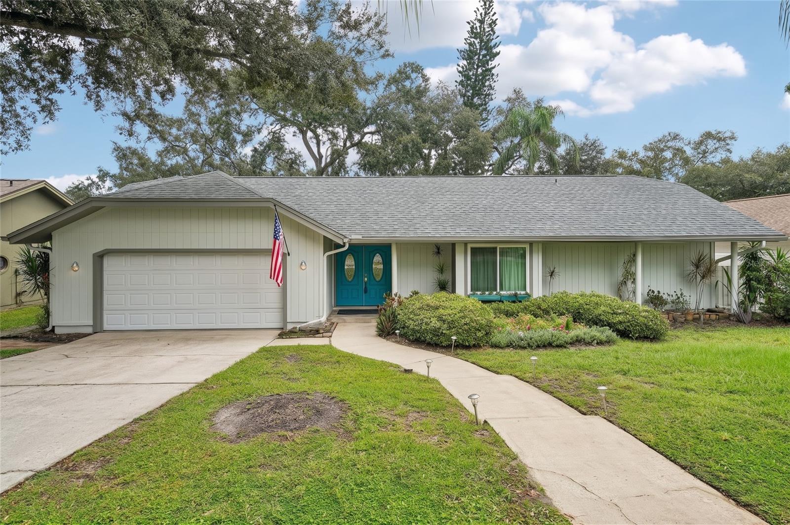 5050 Lake Valencia Blvd, Palm Harbor, FL 34684