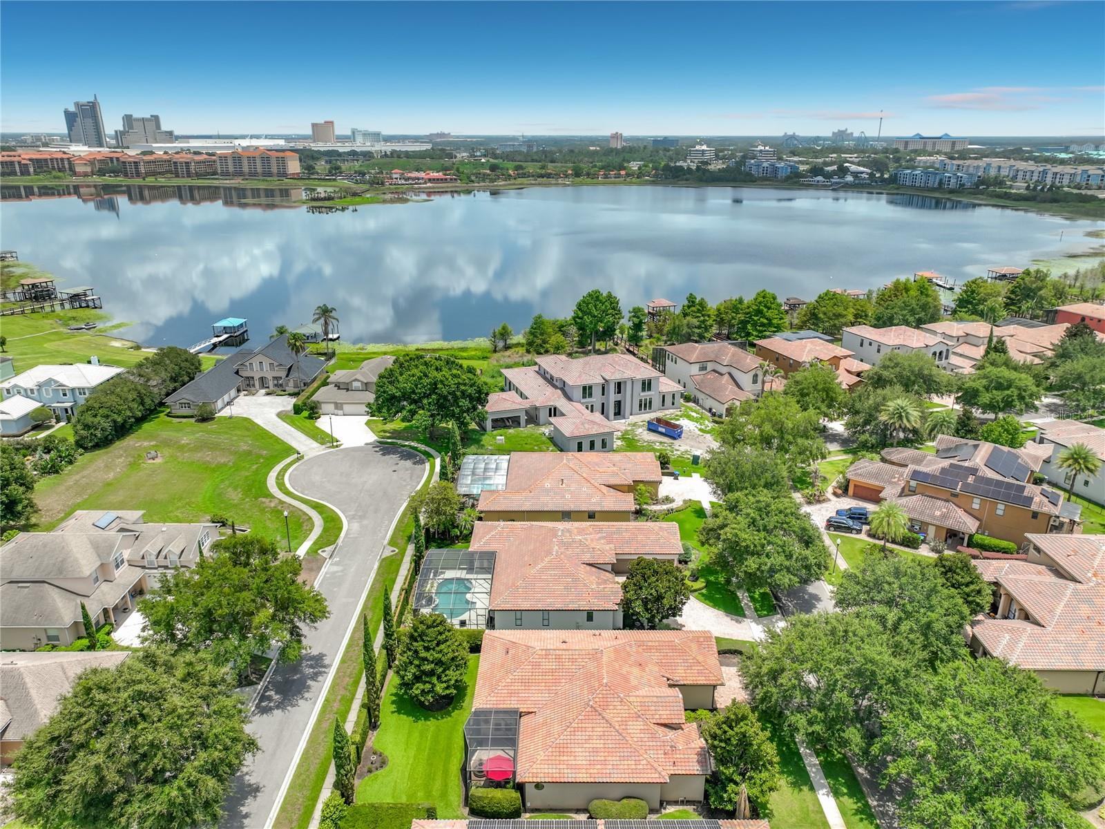 7456 Pointe Venezia Dr, Orlando, FL 32836 photo