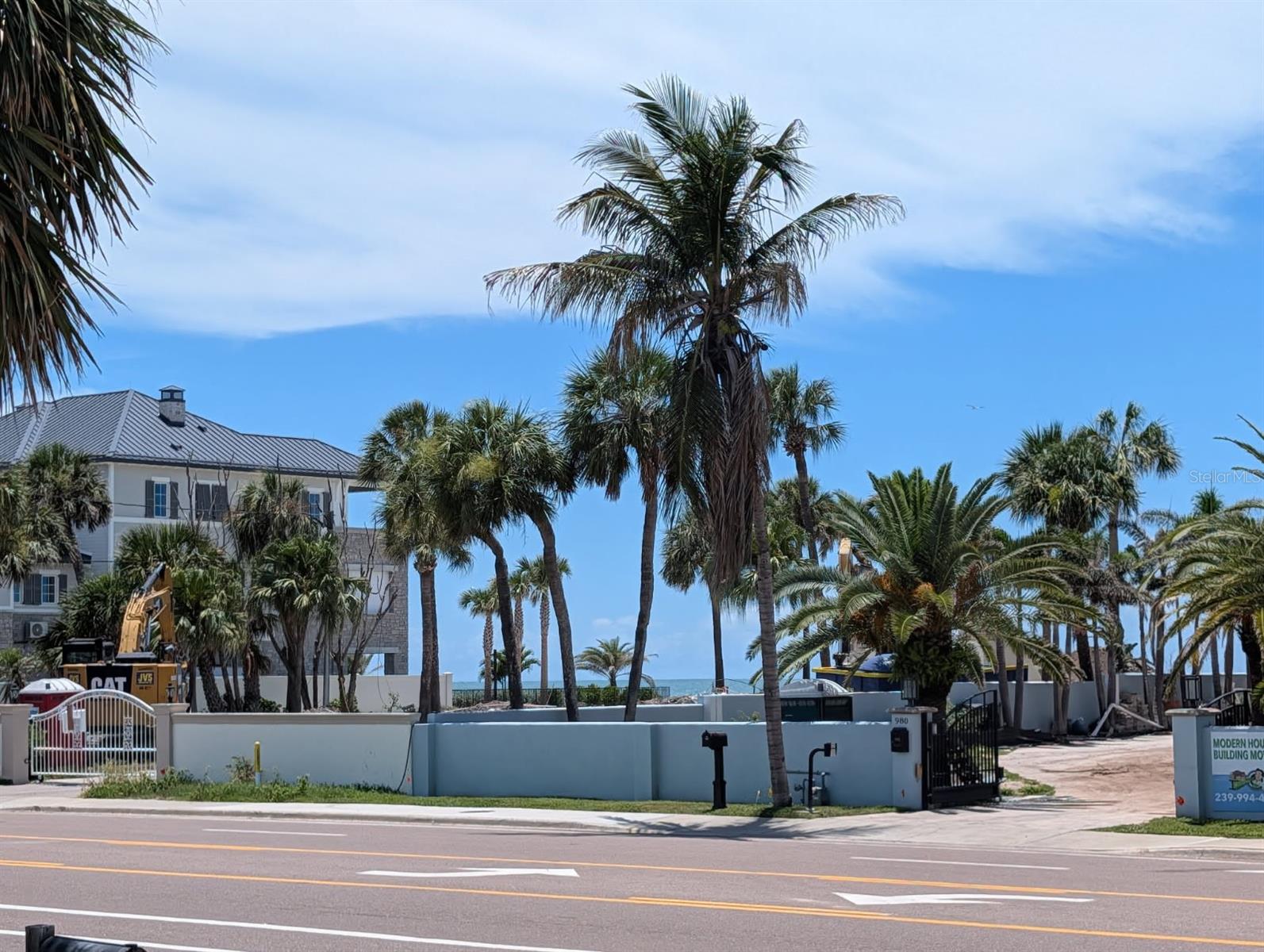941 Gulf Blvd, Belleair Beach, FL 33786 photo
