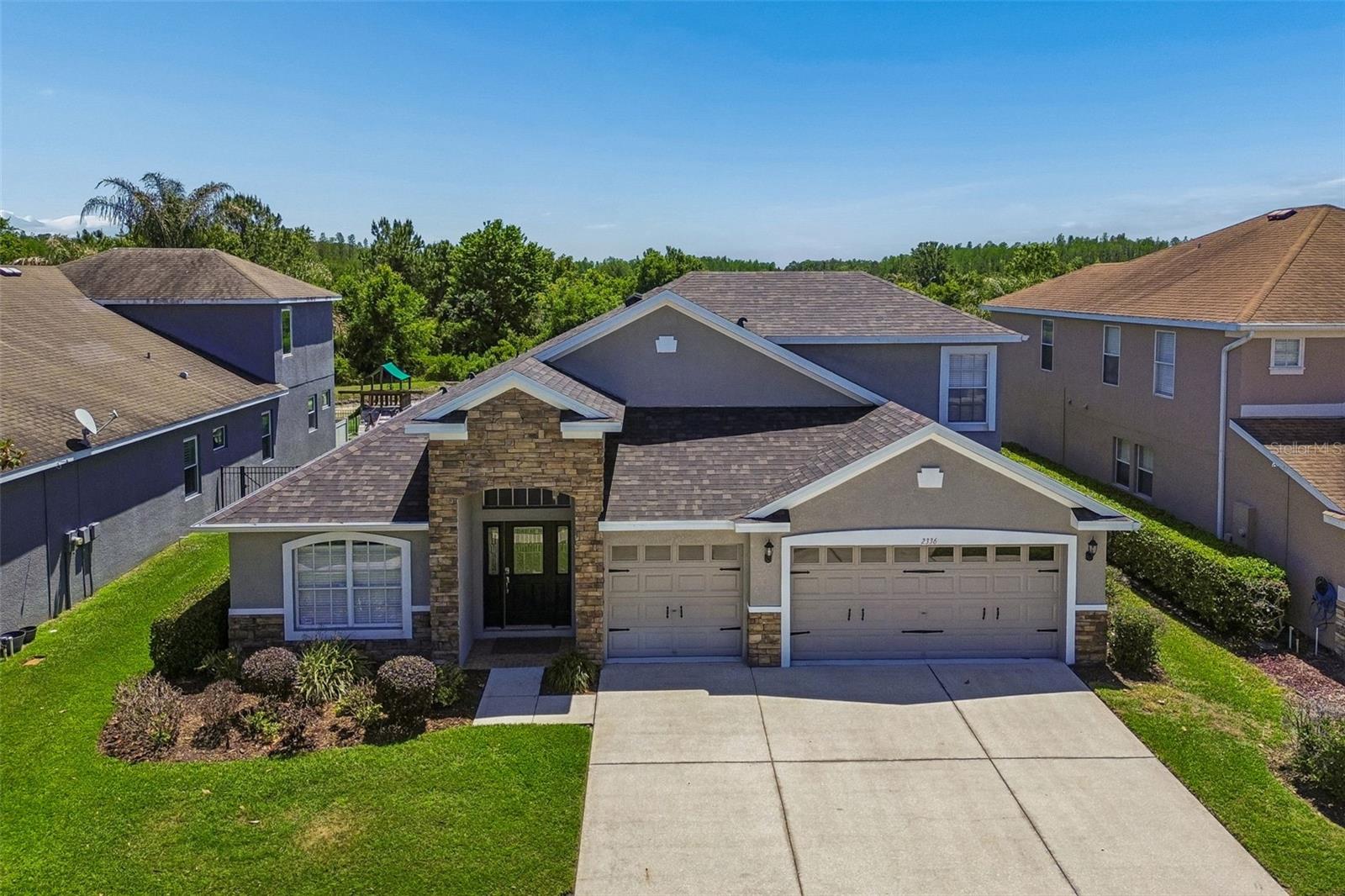 2336 Nesslewood Dr, Wesley Chapel, FL 33543
