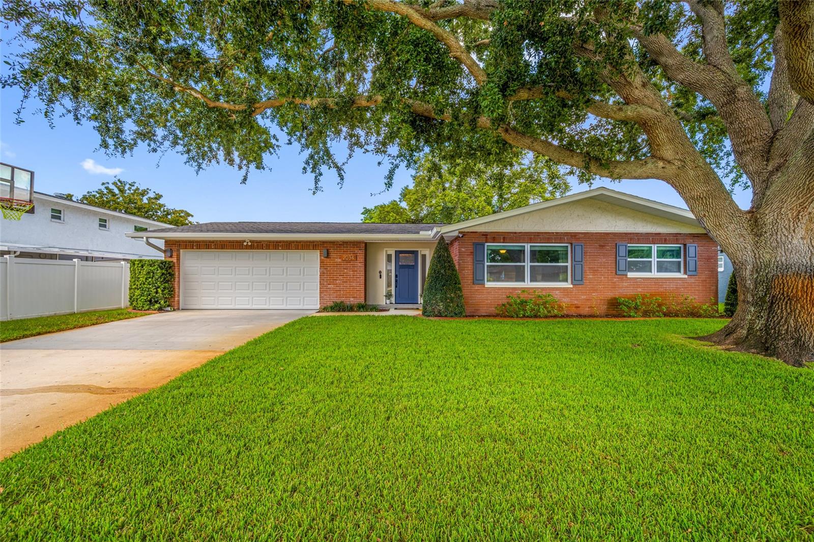 2034 58 Ln, Clearwater, FL 33760