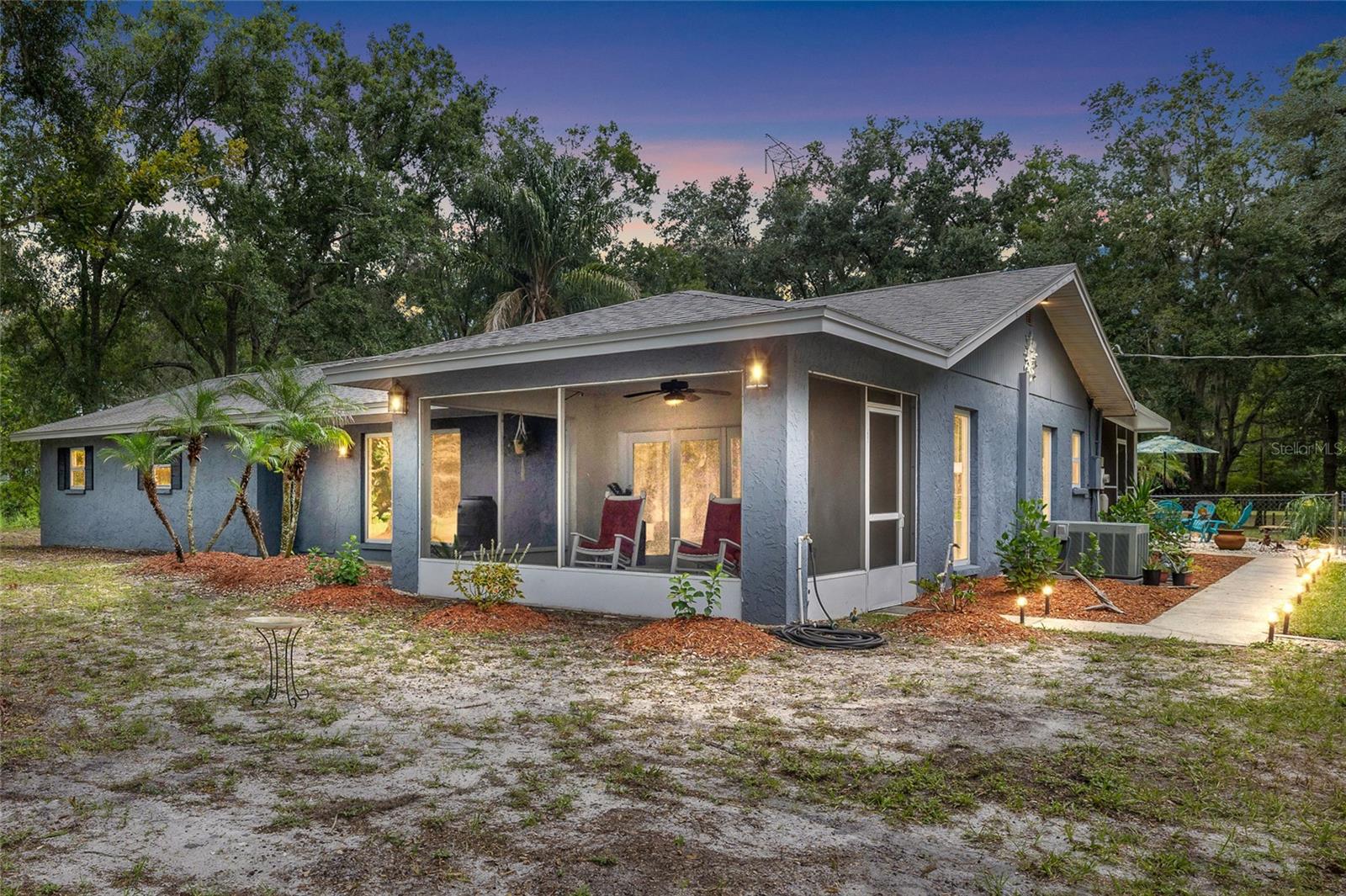7402 Knights Griffin Rd, Plant City, FL 33565