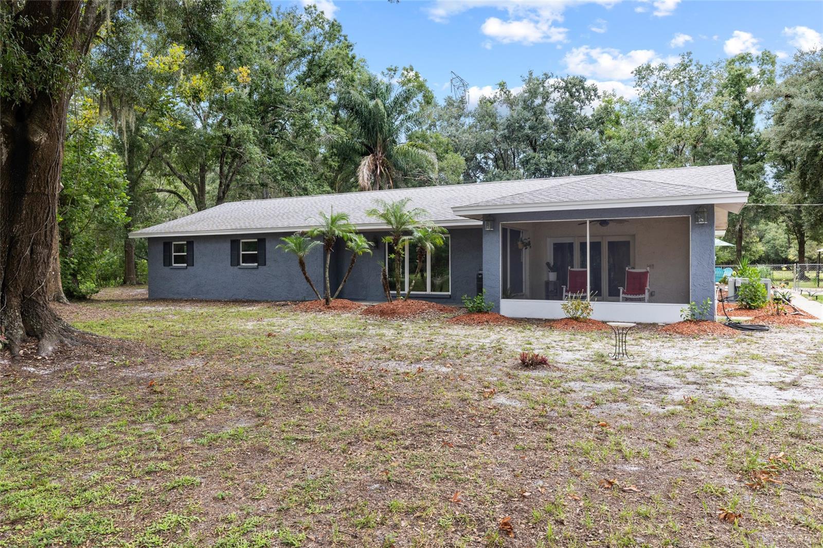 7402 W Knights Griffin Rd, Plant City, FL 33565 photo
