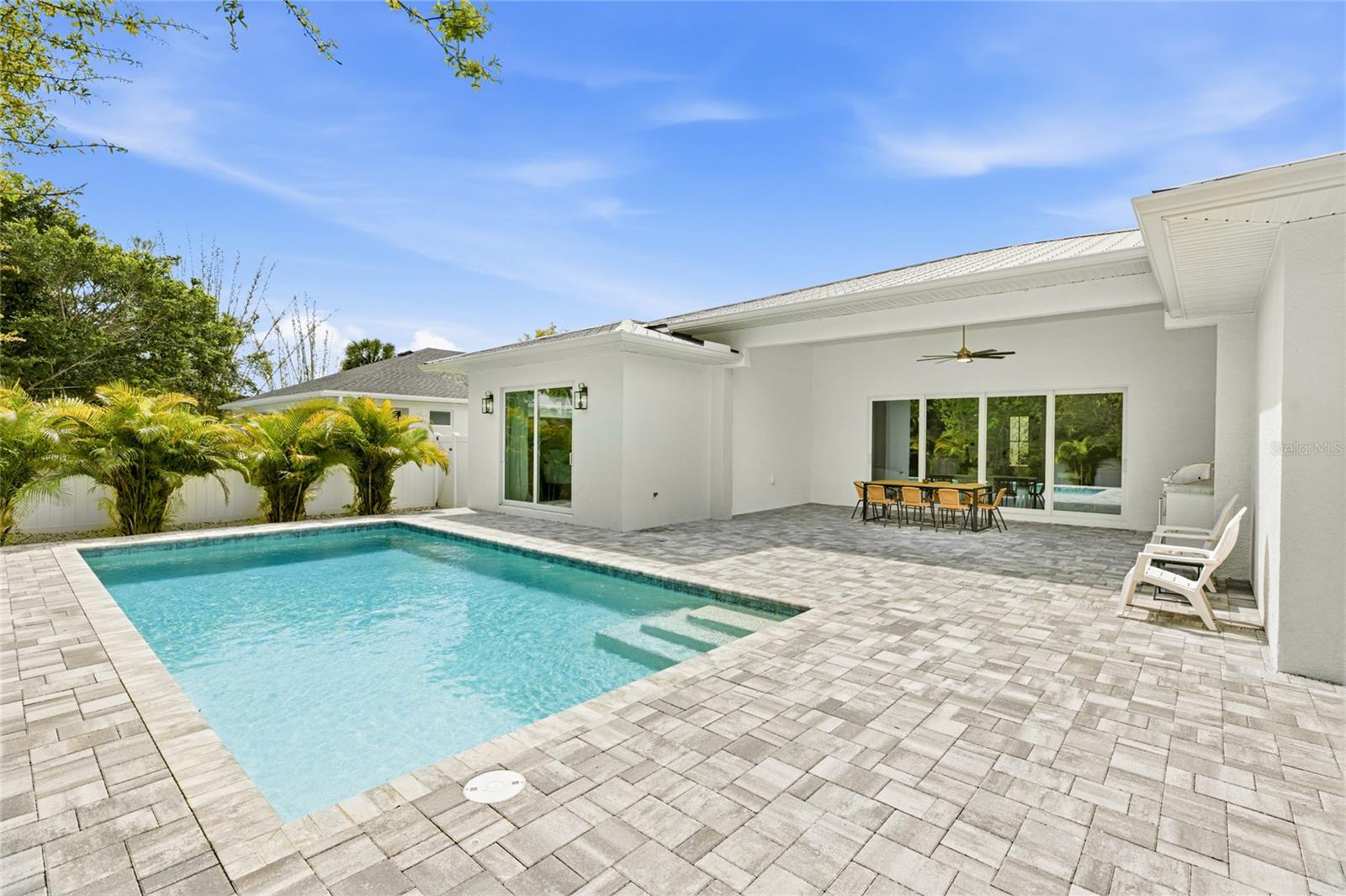 201 S Shade Ave, Sarasota, FL 34237 photo