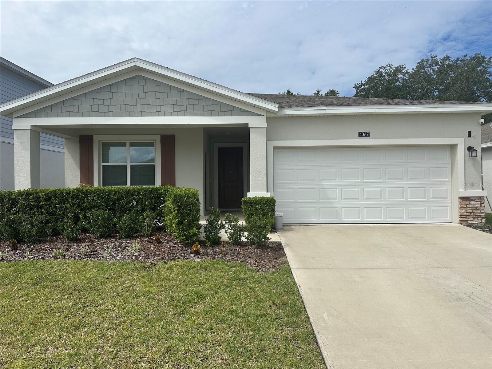 4367 Pebbles Throw Dr, Kissimmee, FL 34746