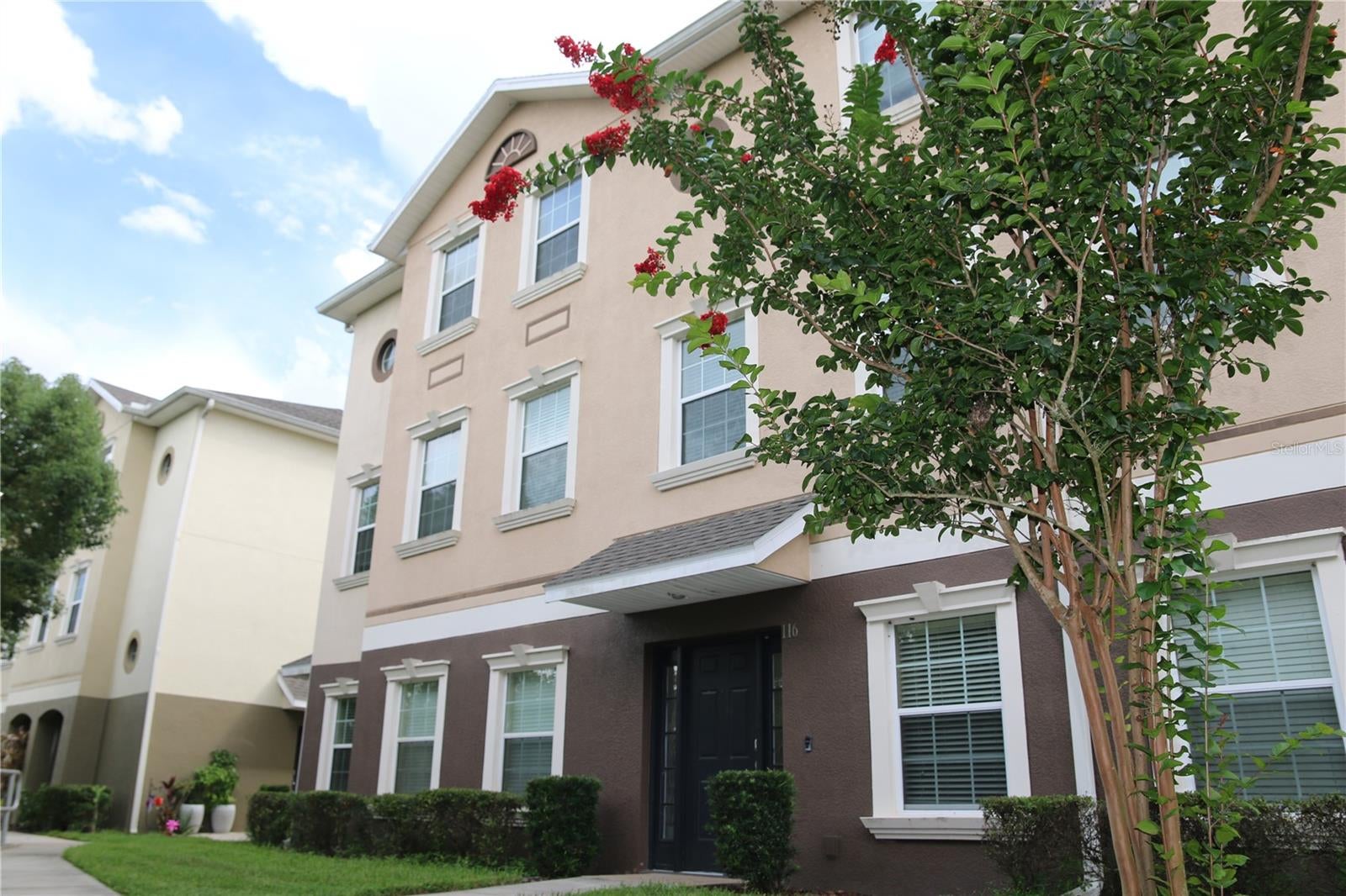 10144 Arbor Run Dr, Tampa, FL 33647