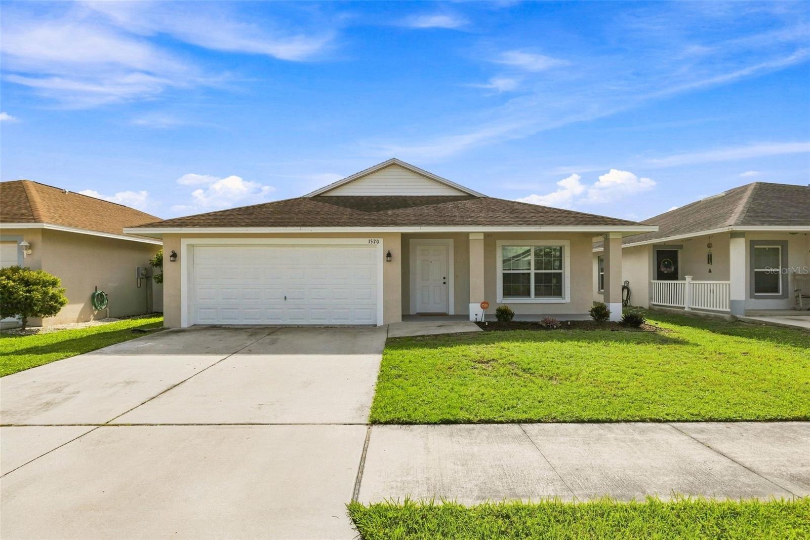 1520 9 St, Ruskin, FL 33570