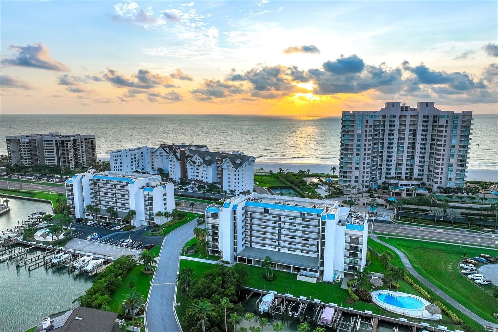 1581 Gulf Blvd, Clearwater Beach, FL 33767